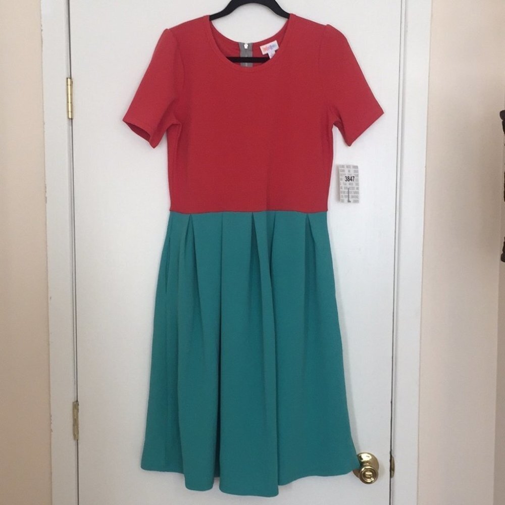 L‎ LuLaRoe Amelia Dress 1468